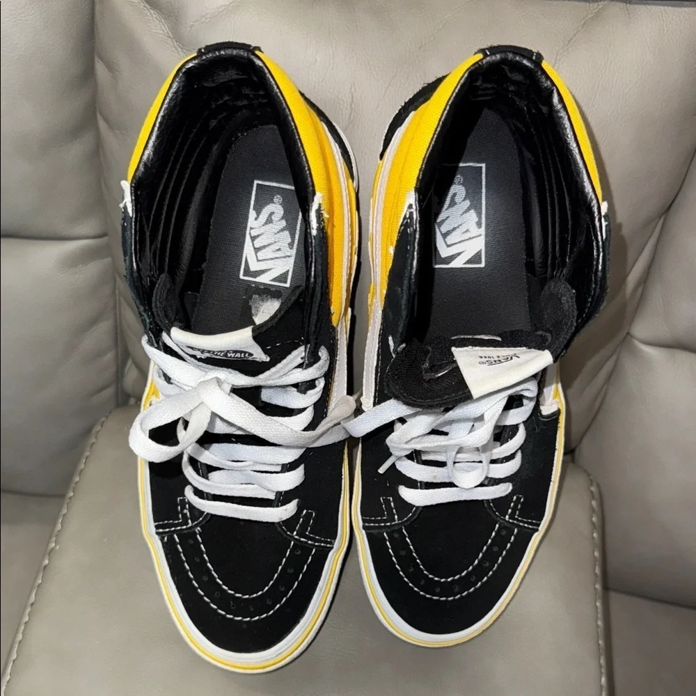 Vans mens High-Top Sneakers - Black and Yellow
